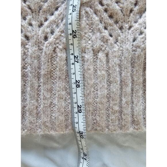 Old Navy Pointelle Knit Sweater Womens Sz 4X Ruffle Trim Metallic Oatmeal Cozy - Picture 7 of 10
